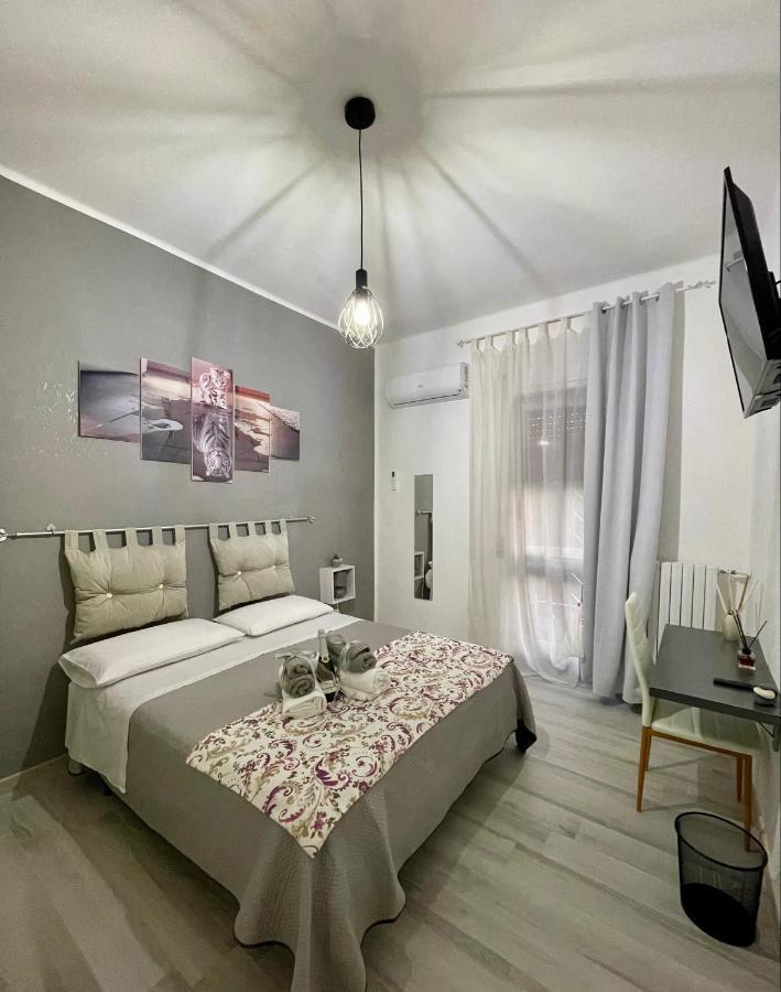 Rosaria'S Home Brindisi Exterior photo